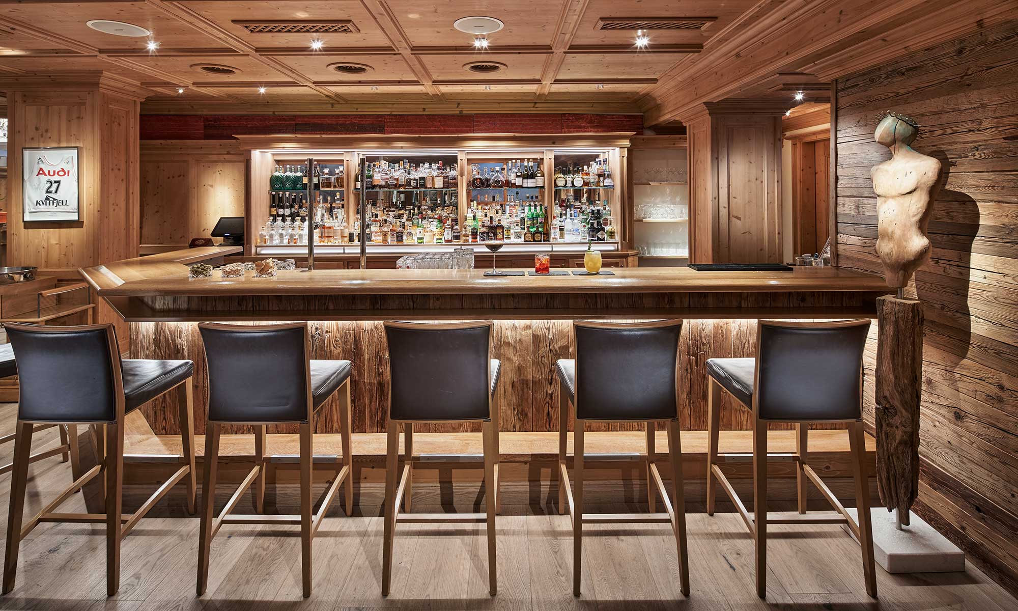 burgvitalresort lech am arlberg bar lounges titelbild