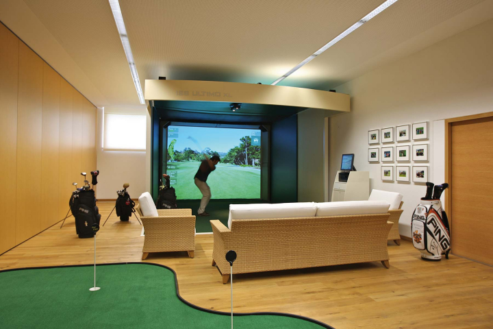 burg vital resort hotel arlberg indoor golf