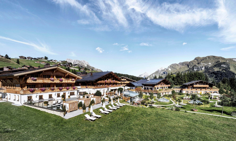 Burg Vital Resort im Sommer